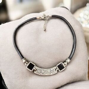 Elegant Silver and Black Necklace